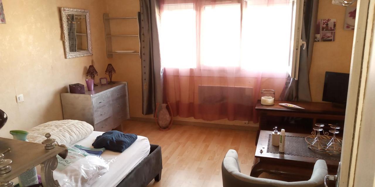 Chez Christine Διαμέρισμα Ροντέζ Εξωτερικό φωτογραφία