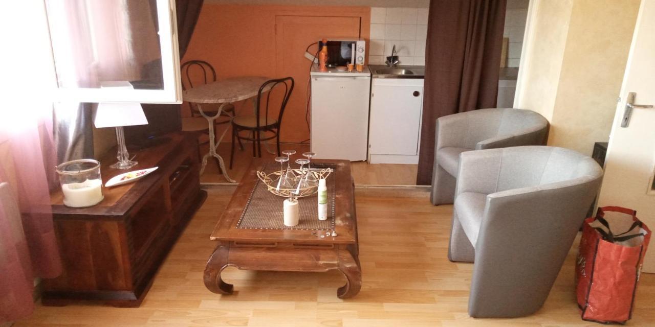 Chez Christine Διαμέρισμα Ροντέζ Εξωτερικό φωτογραφία